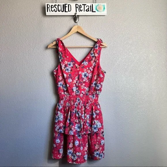 NWT BCBGeneration Tie Shoulders Smocked Waist in Red Blossom Size 2 - Picture 2 of 14